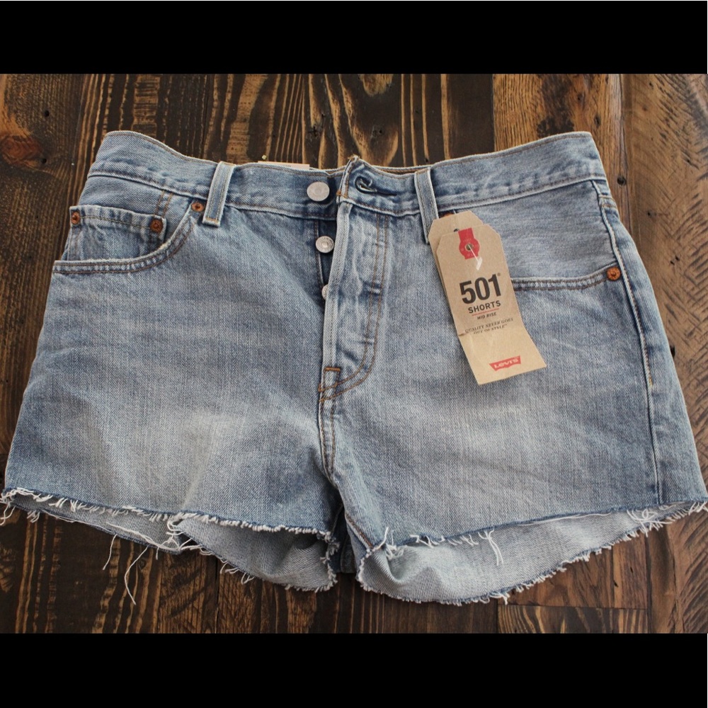 LEVI 501 Mid-Rise Jean Shorts